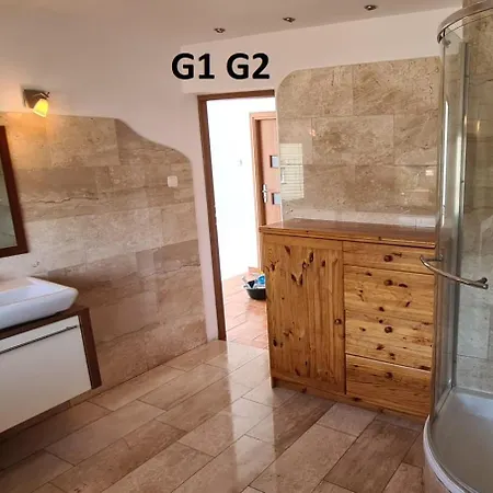 Goscinne Javka W Jantarze בית הארחה *