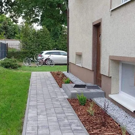 Goscinne Javka W Jantarze בית הארחה *