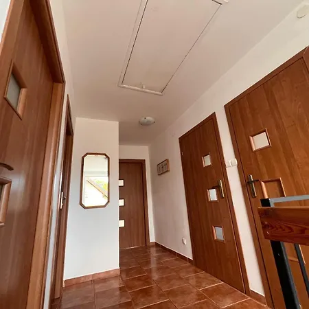 Goscinne Javka W Jantarze בית הארחה *