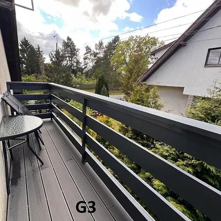 Goscinne Javka W Jantarze *