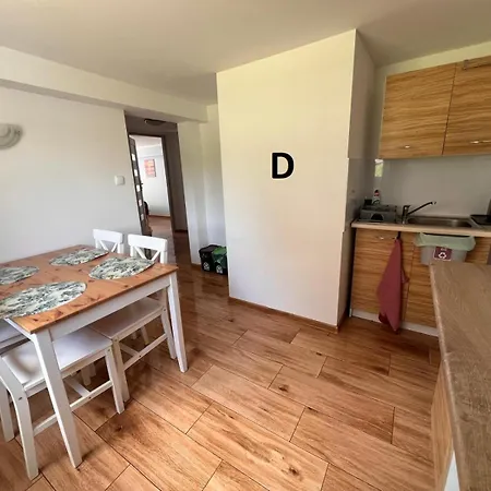 Goscinne Javka W Jantarze * Янтар