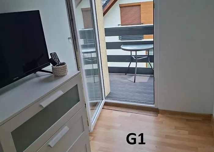 Goscinne Javka W Jantarze